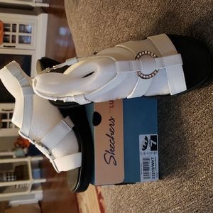 Skechers white "Dance Away" sandals size 7.